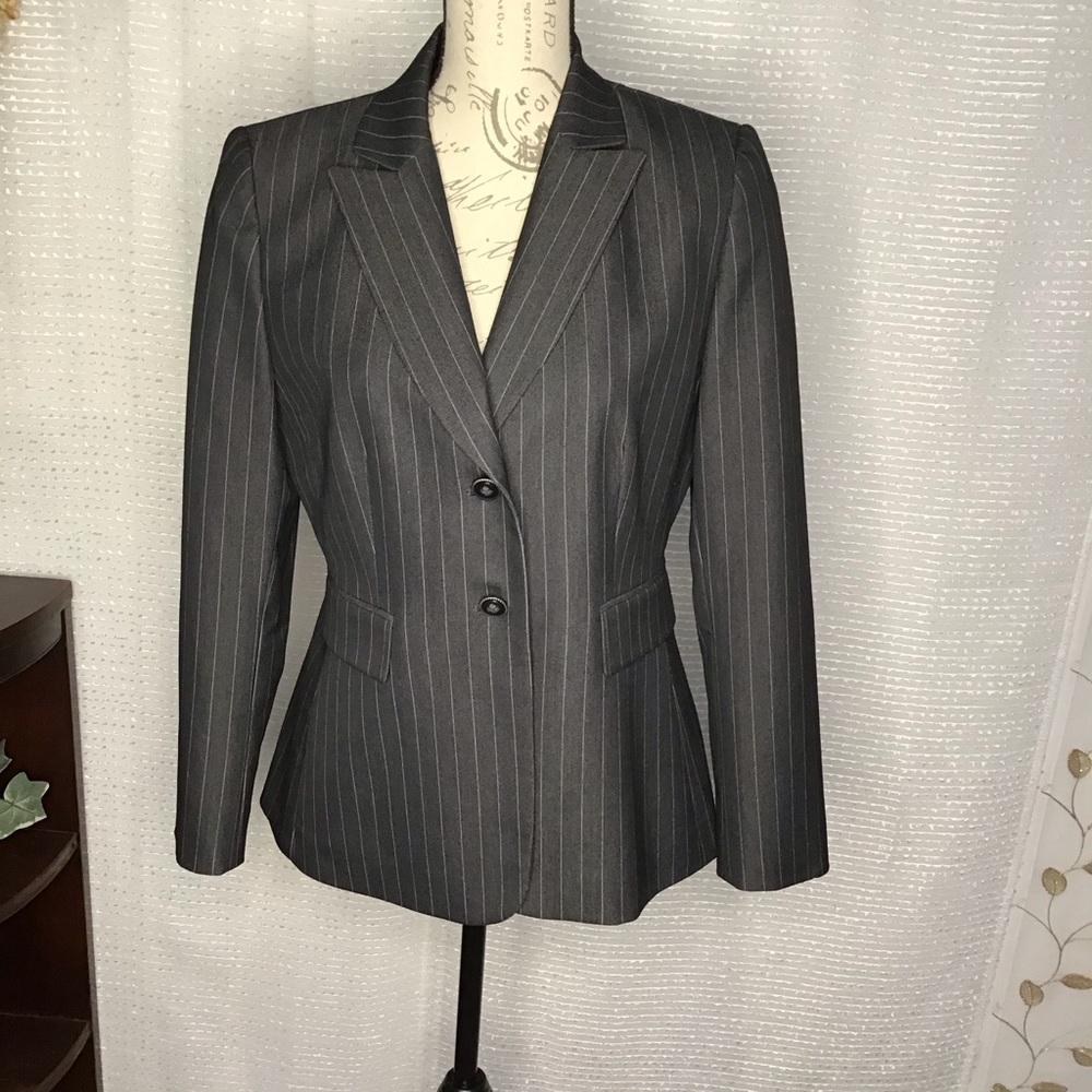Tahari Arthur S. Levine Jacket